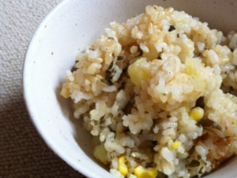 玄米炊き込みごはん☆じゃがいも&わかめ